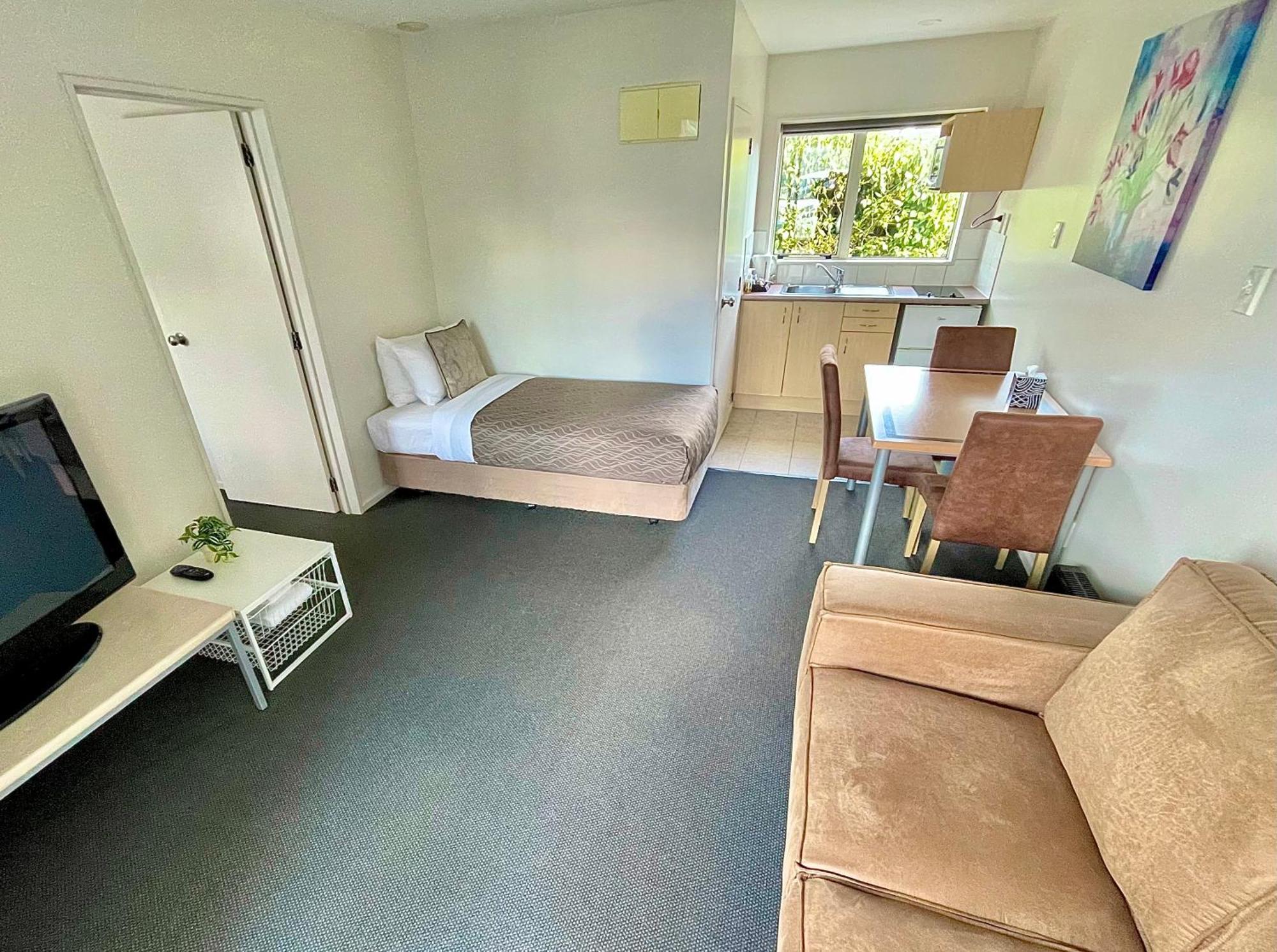 Amalfi Motor Lodge Christchurch Dış mekan fotoğraf