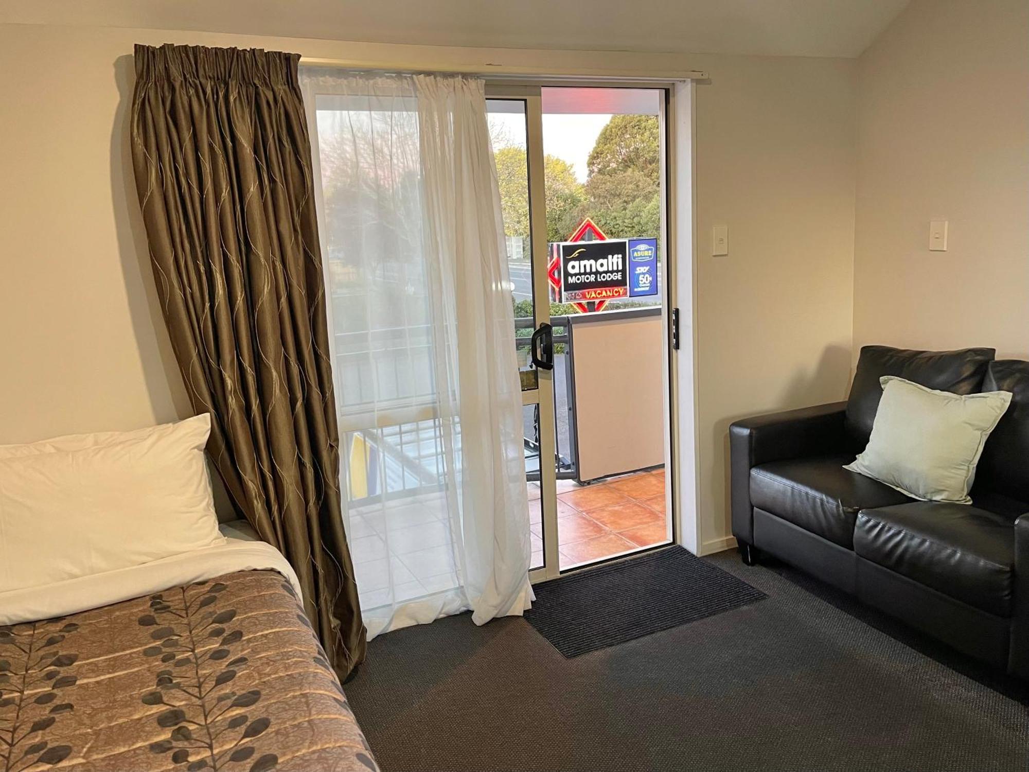 Amalfi Motor Lodge Christchurch Dış mekan fotoğraf